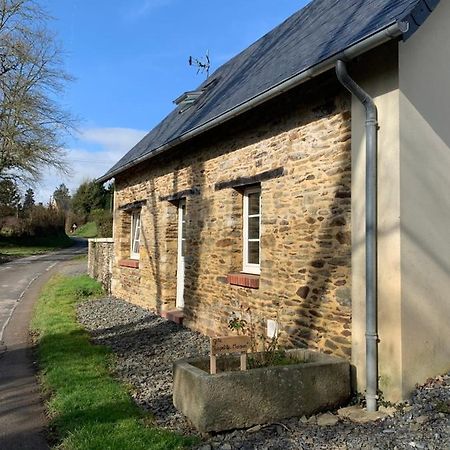 Gite " La Petite Maison" Livry  Eksteriør billede