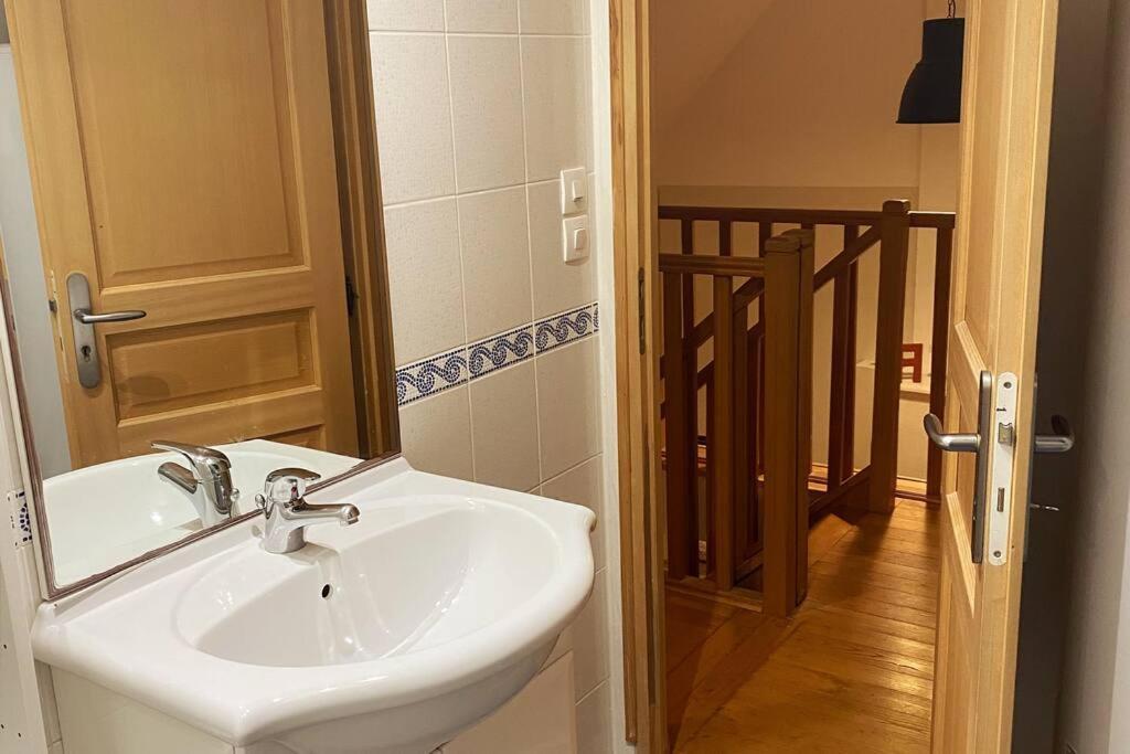 Gite " La Petite Maison" Livry  Eksteriør billede
