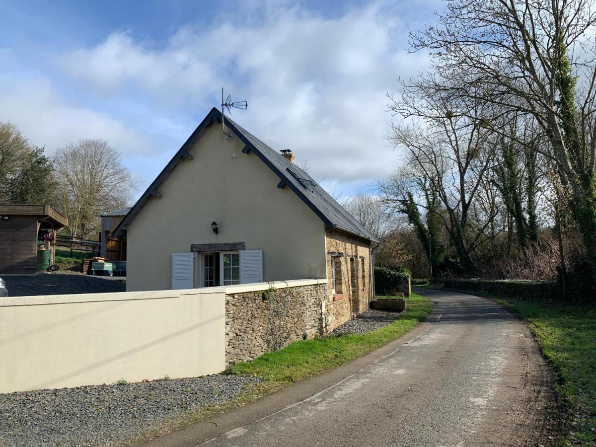 Gite " La Petite Maison" Livry  Eksteriør billede