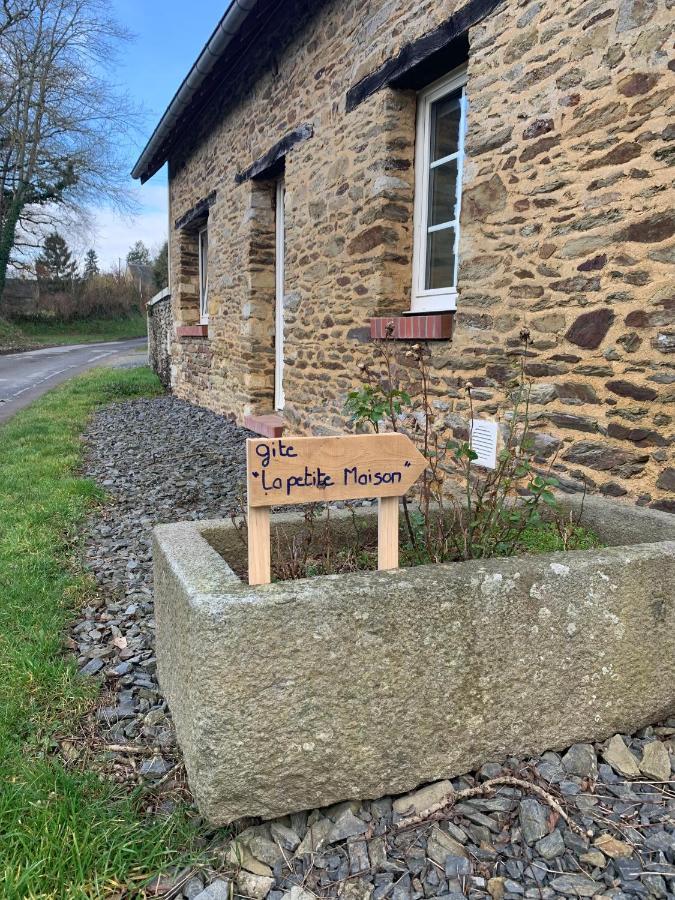 Gite " La Petite Maison" Livry  Eksteriør billede