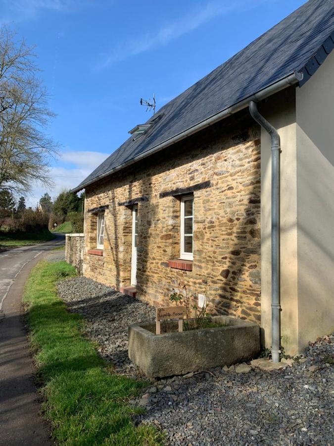 Gite " La Petite Maison" Livry  Eksteriør billede